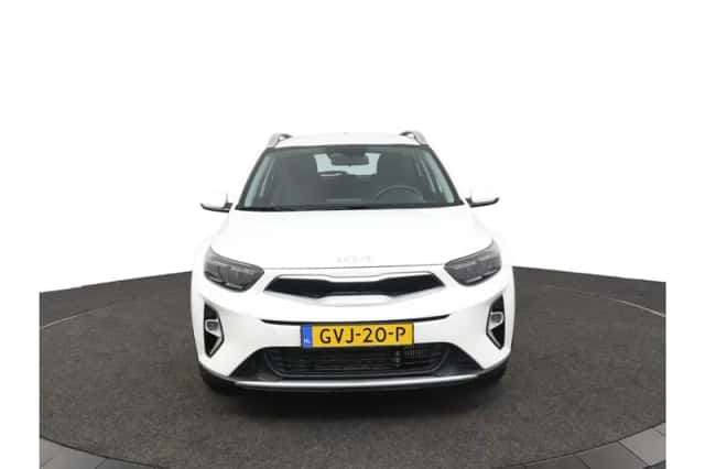 Kia Stonic (2024) thumbnail 13