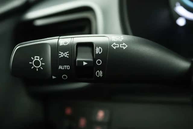 Kia Stonic (2024) thumbnail 25