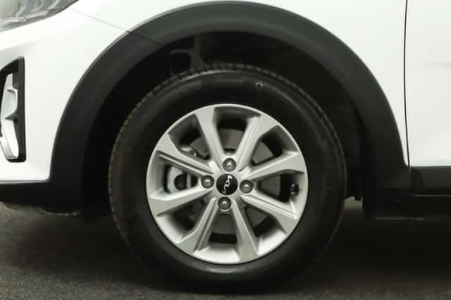 Kia Stonic (2024) thumbnail 32
