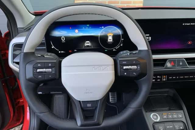 Kia Stonic (2025) thumbnail 16