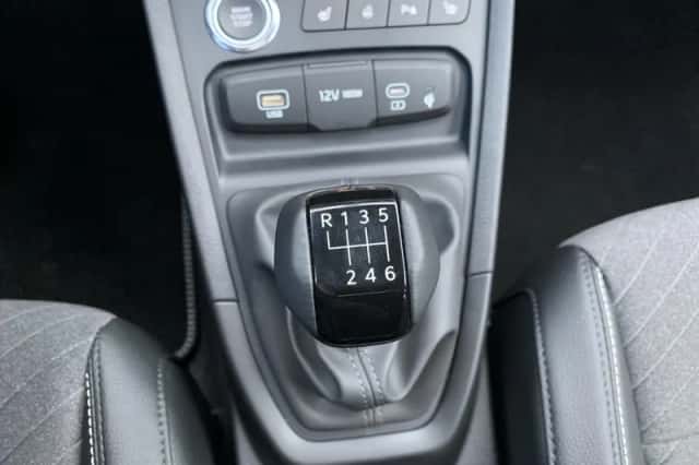 Kia Stonic (2025) thumbnail 26
