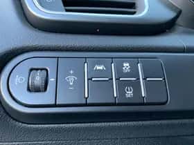 Kia Ceed Sportswagon (2023) thumbnail 11
