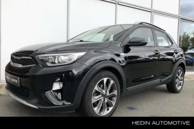 Kia Stonic (2020) thumbnail 1