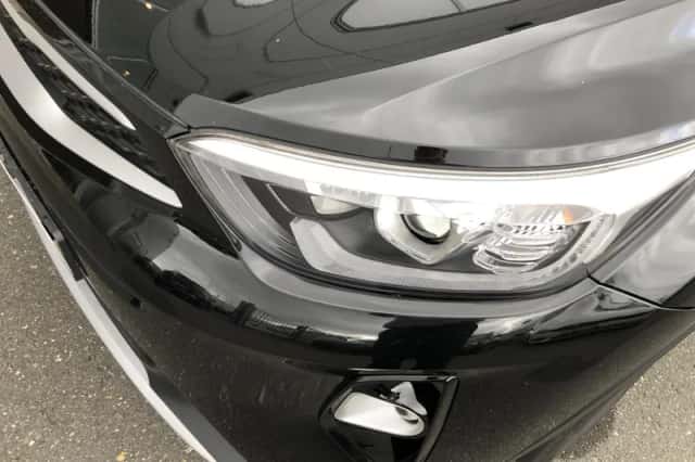 Kia Stonic (2020) thumbnail 2