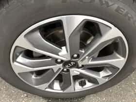 Kia Stonic (2020) thumbnail 16