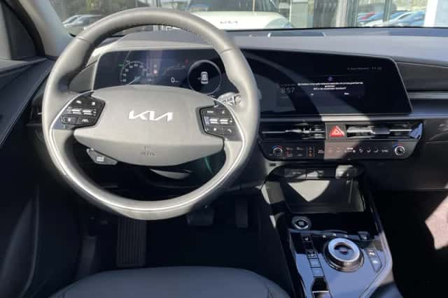 Kia Niro (2025) thumbnail 12