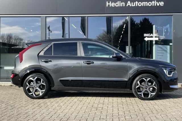 Kia Niro (2025) thumbnail 3