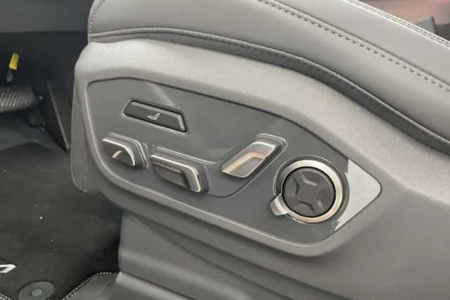 Kia EV9 (2025) thumbnail 16