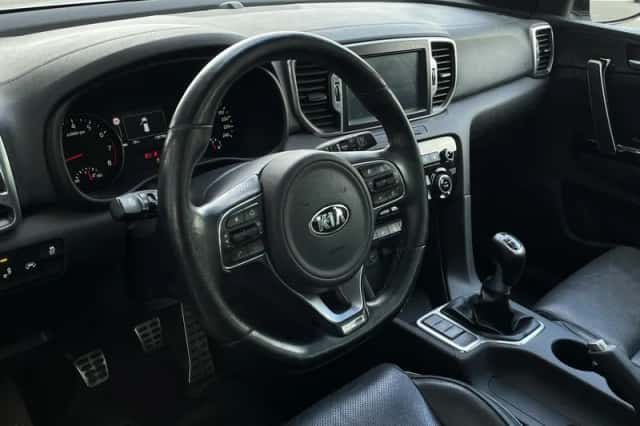 Kia Sportage (2016) thumbnail 12