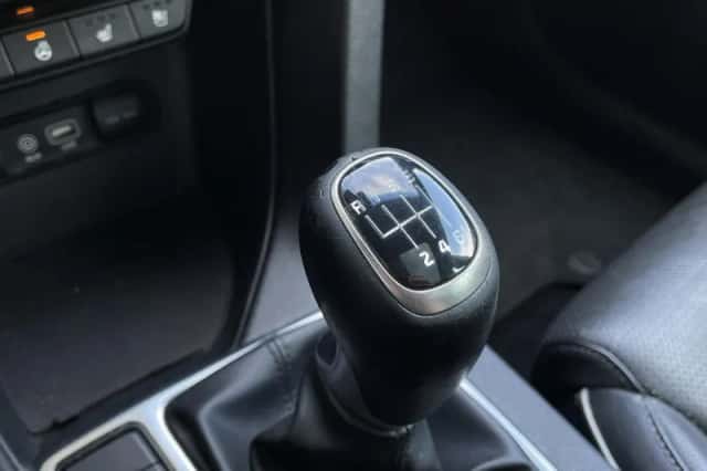 Kia Sportage (2016) thumbnail 20