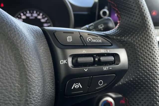 Kia Picanto (2022) thumbnail 11