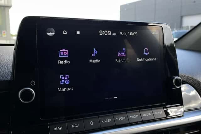Kia Picanto (2022) thumbnail 23