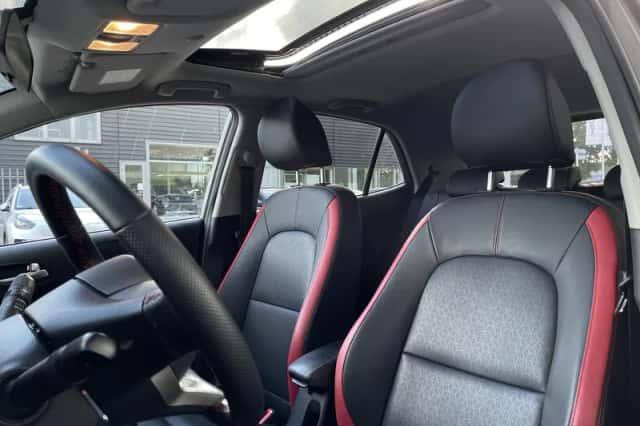 Kia Picanto (2022) thumbnail 32