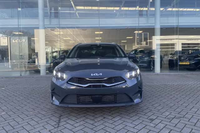 Kia Ceed Sportswagon (2025) thumbnail 2