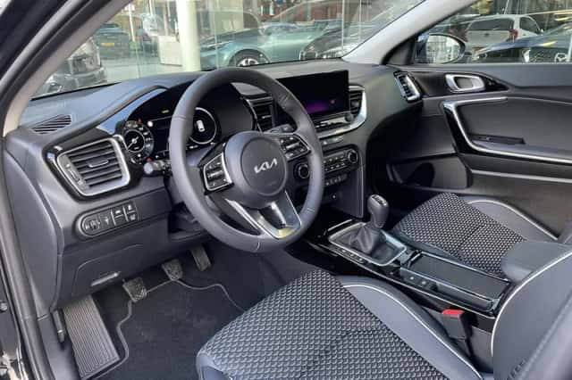 Kia Ceed Sportswagon (2025) thumbnail 11
