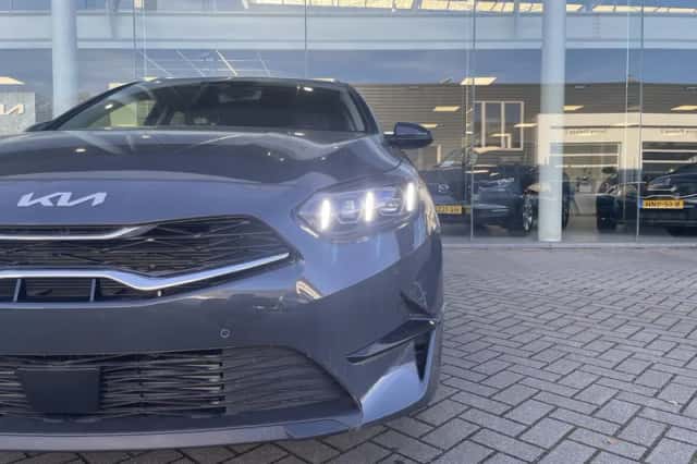 Kia Ceed Sportswagon (2025) thumbnail 3
