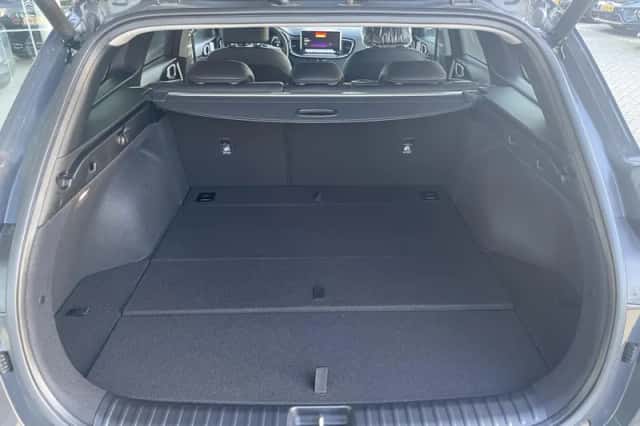 Kia Ceed Sportswagon (2025) thumbnail 8