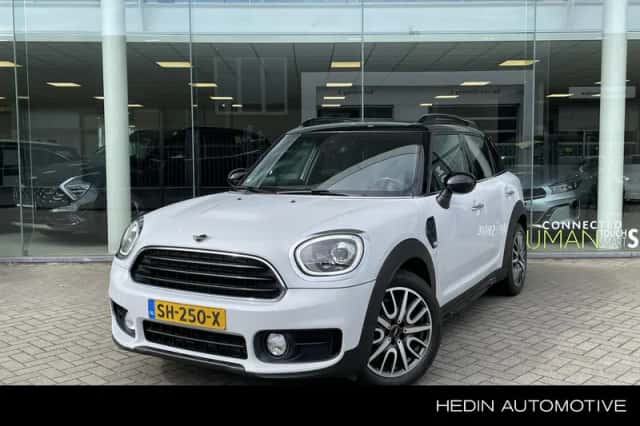 MINI Countryman (2018) thumbnail 1