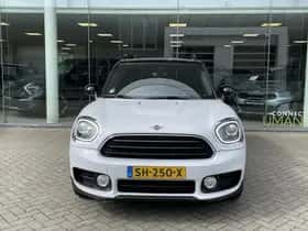 MINI Countryman (2018) thumbnail 3