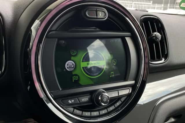 MINI Countryman (2018) thumbnail 23