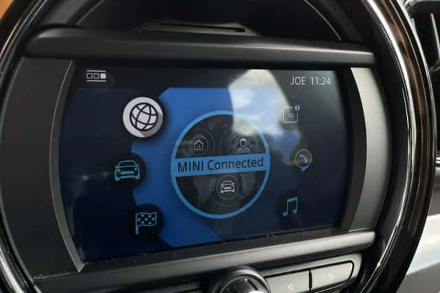 MINI Countryman (2018) thumbnail 28