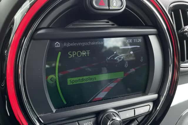 MINI Countryman (2018) thumbnail 32