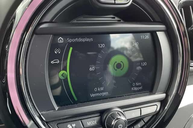 MINI Countryman (2018) thumbnail 35
