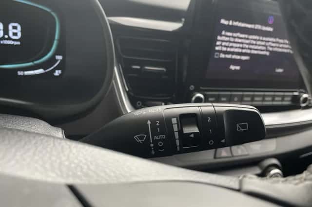 Kia Stonic (2025) thumbnail 15