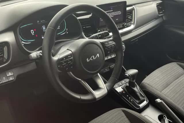 Kia Stonic (2025) thumbnail 8