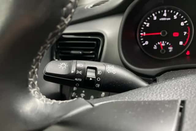 Kia Stonic (2022) thumbnail 14