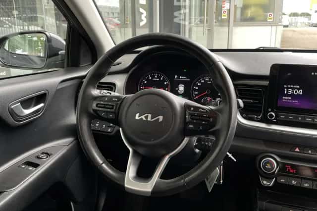 Kia Stonic (2022) thumbnail 9