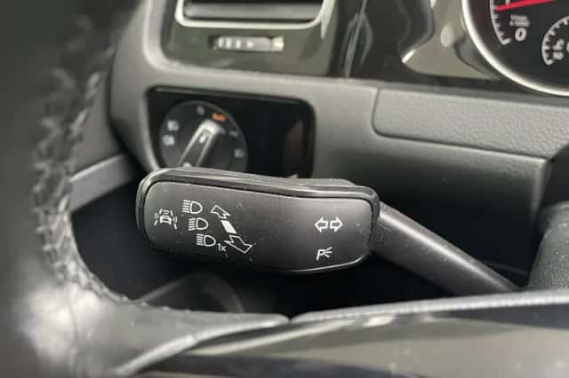 Volkswagen Golf (2014) thumbnail 17