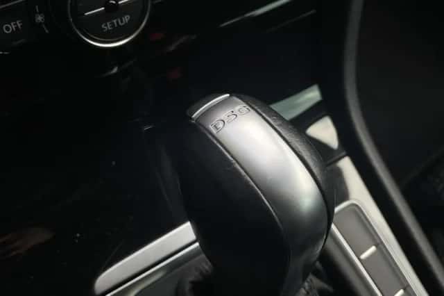 Volkswagen Golf (2014) thumbnail 20