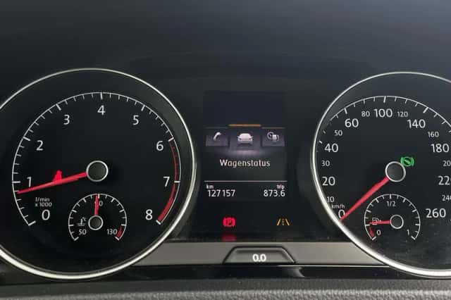 Volkswagen Golf (2014) thumbnail 35