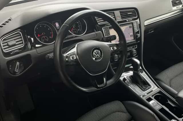 Volkswagen Golf (2014) thumbnail 7
