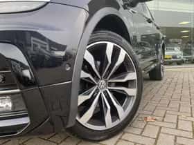 Volkswagen Tiguan (2021) thumbnail 2
