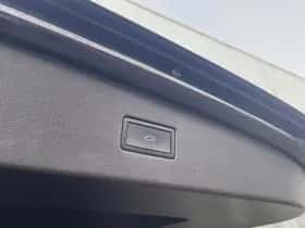 Volkswagen Tiguan (2021) thumbnail 11