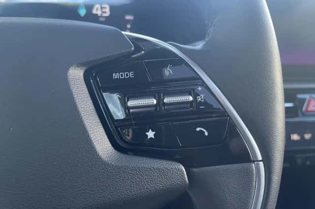 Kia Niro EV (2025) thumbnail 32