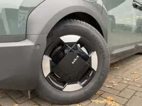 Kia PV5 (2025) thumbnail 2