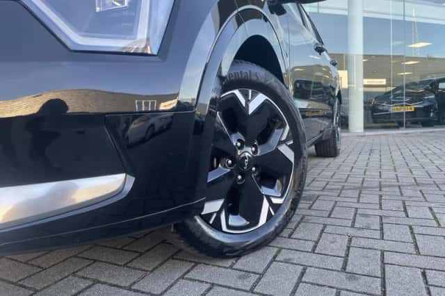 Kia Niro EV (2025) thumbnail 2