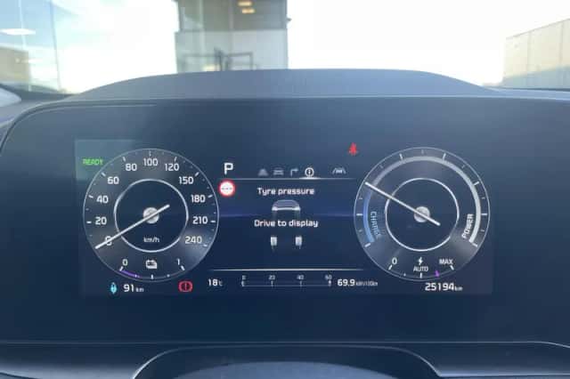 Kia Niro EV (2025) thumbnail 24