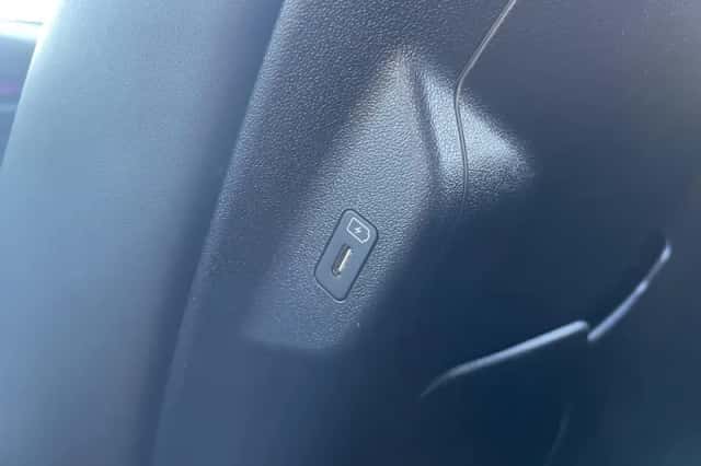 Kia Niro EV (2025) thumbnail 30