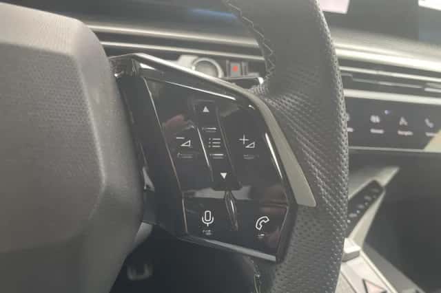 Peugeot 5008 (2025) thumbnail 25