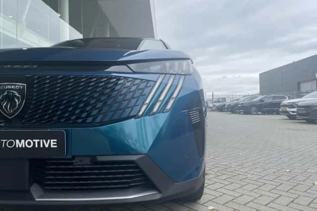 Peugeot 5008 (2025) thumbnail 4