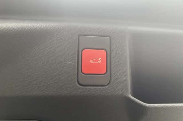 Peugeot 5008 (2025) thumbnail 8
