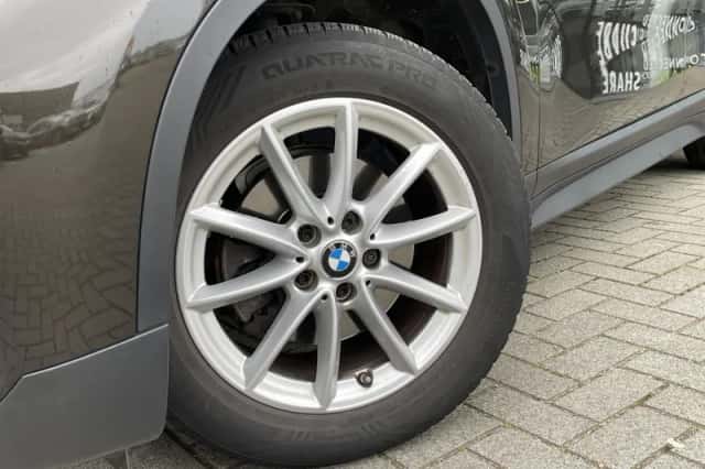 BMW X1 (2018) thumbnail 2