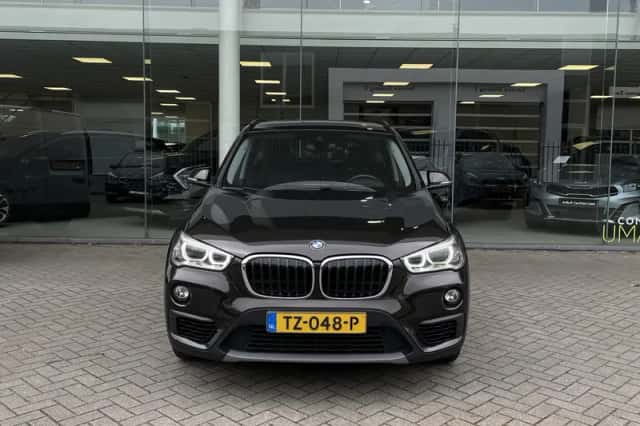 BMW X1 (2018) thumbnail 3
