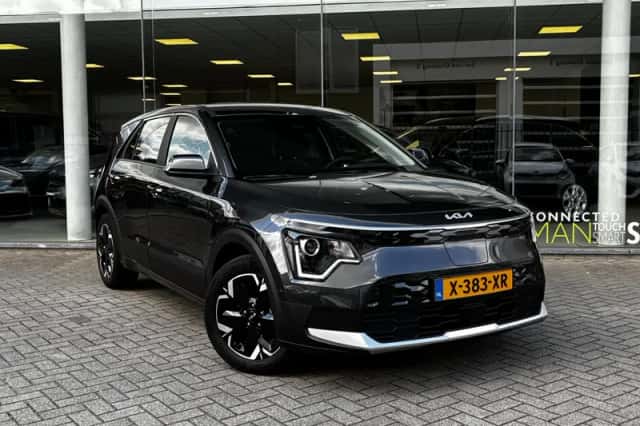Kia Niro EV (2024) thumbnail 3