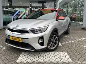 Kia Stonic (2019) thumbnail 14