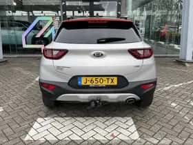 Kia Stonic (2019) thumbnail 5